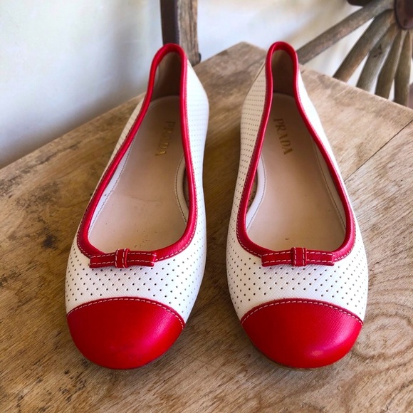 PRADA Cute Leather Flats Red Capped Toe Bow ITALY - Picture 6 of 12